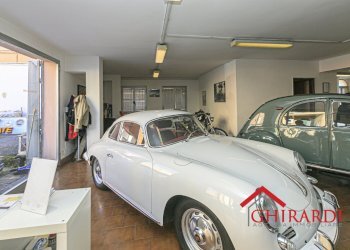 2.4 AUTORIMESSA.jpg - Show room VIA PRA' 5, Genova (zona Sestri Ponente) - foto 8