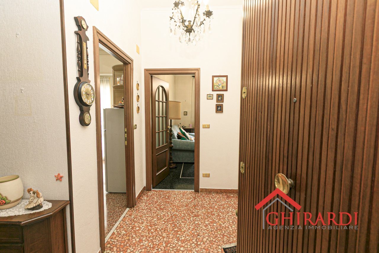 1.1 INGRESSO.jpg - Appartamento Via Sant'Alberto 11B, Genova (zona Sestri Ponente) - foto 2