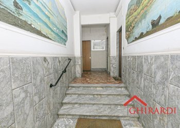 9.1 PORTONE.jpg - Appartamento Via Sant'Alberto 11B, Genova (zona Sestri Ponente) - foto 30