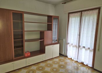 20251211_111725.jpg - Trilocale Via del Molinello 26, Rapallo - foto 4