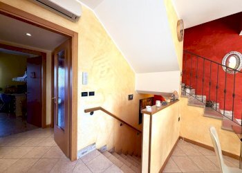 IR - Villa a Schiera Piazza R. Rossellini 15, Cesena - foto 5