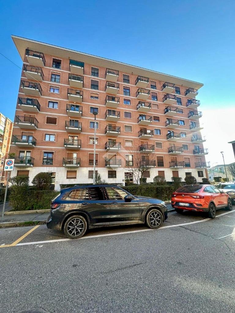 Two-room apartment Via Ciriè, Borgaro Torinese - photo 1