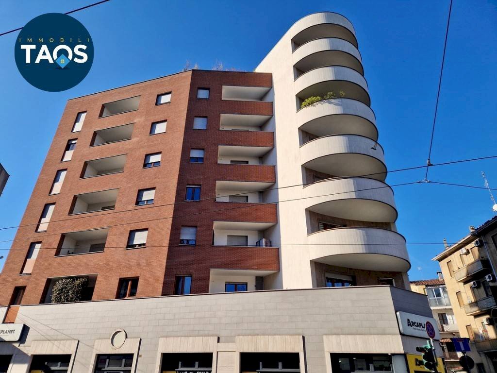 Quadrilocale Corso Giulio Cesare, 67, Torino (zona Aurora) - foto 1