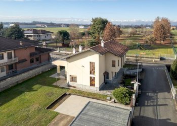 Villa Via delle moglie, Riva presso Chieri - foto 1