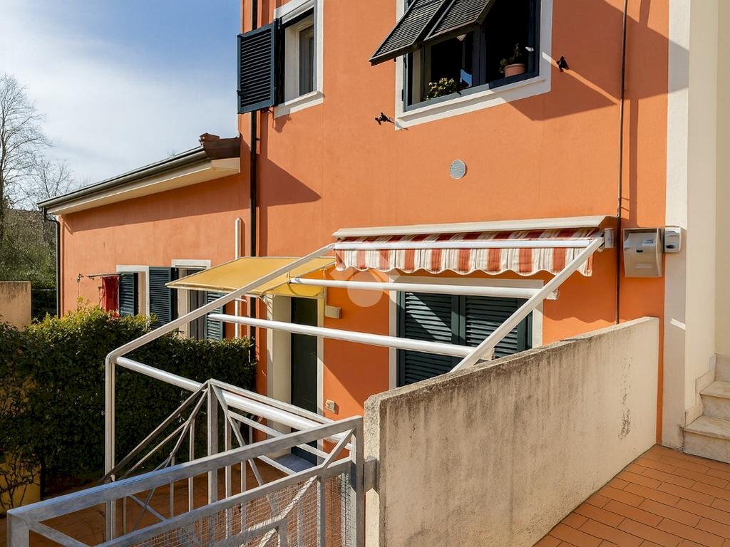 Three-room apartment Via Nino Bixio, hamlet Ponzano Magra, Santo Stefano di Magra - photo 2