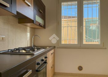 Three-room apartment Via Nino Bixio, hamlet Ponzano Magra, Santo Stefano di Magra - photo 5