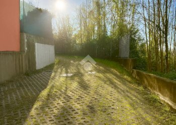 Three-room apartment Via Nino Bixio, hamlet Ponzano Magra, Santo Stefano di Magra - photo 18