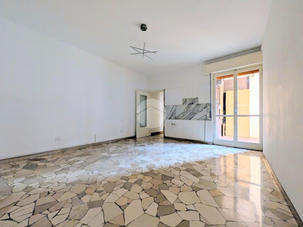 Two-room apartment Via Pellegrino Rossi, Milano (neighborhood Dergano) - photo 1