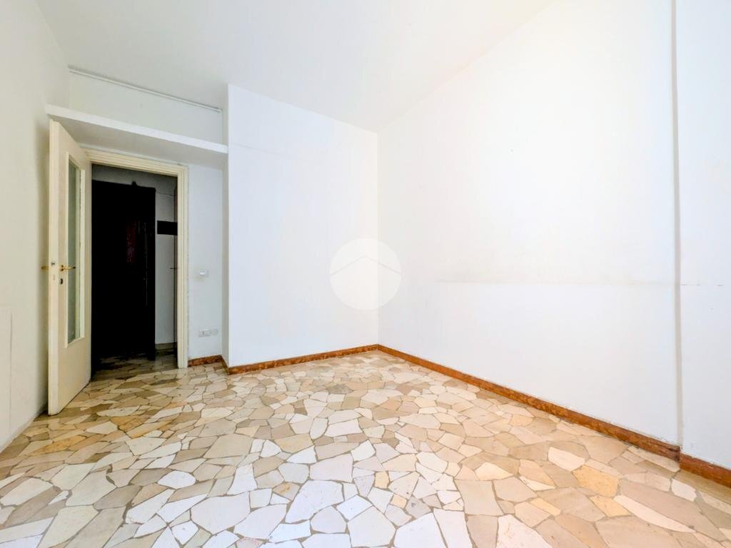 Two-room apartment Via Pellegrino Rossi, Milano (neighborhood Dergano) - photo 3