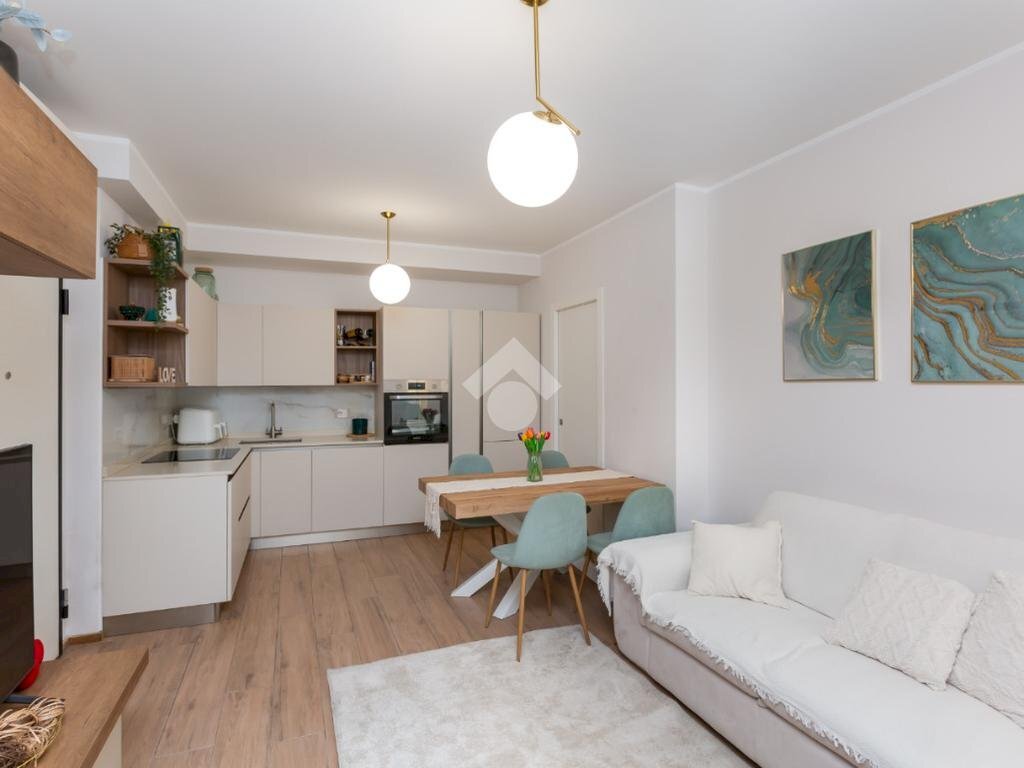 Three-room apartment Via Asinari Di Bernezzo, Torino (neighborhood Parella) - photo 1