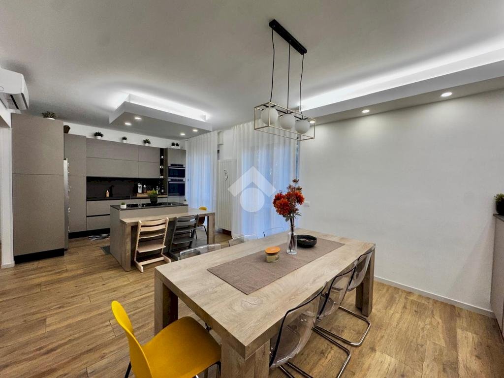 Appartamento Via Gian Battista Vico, Novara - foto 2