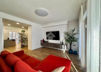 Appartamento Via Gian Battista Vico, Novara - foto 6