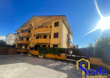 Foto 1 - Quadrilocale VIA ARBUSTELLA, Vitulazio - foto 1