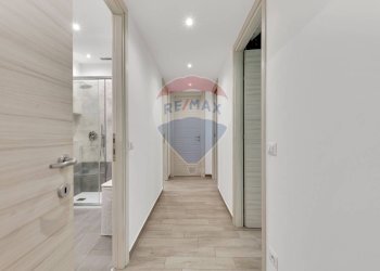 Hall / corridoio - Trilocale Via Dei Missaglia
 
37, Milano - foto 20