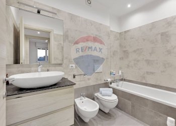 Bagno - Trilocale Via Dei Missaglia
 
37, Milano - foto 22