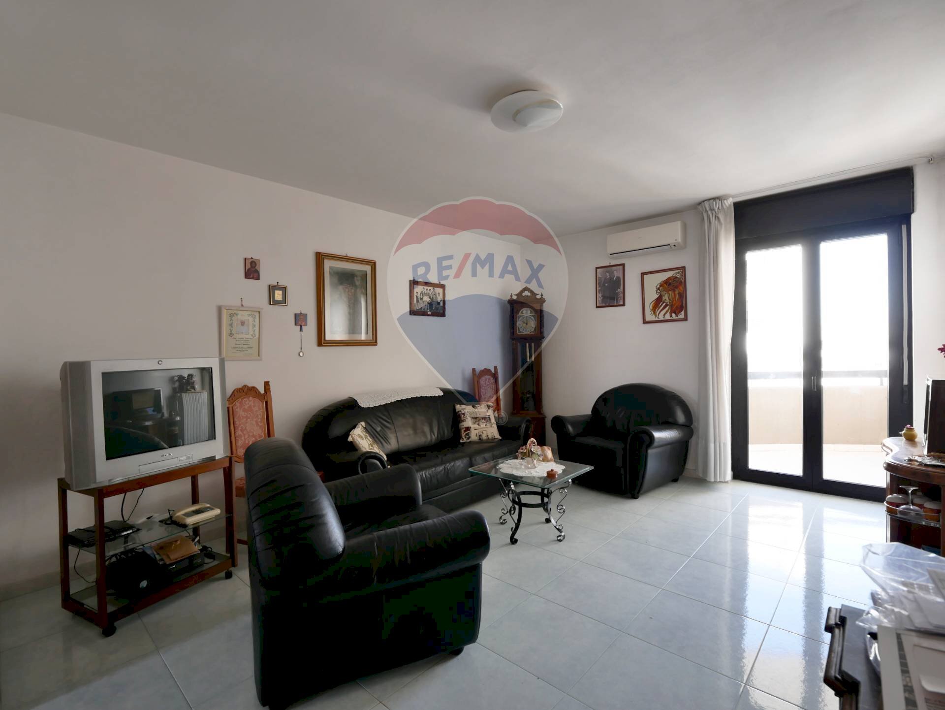 Soggiorno - Three-room apartment Via Leonardo Da Vinci
 
27, Triggiano - photo 2