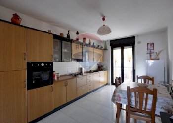 Cucina - Trilocale Via Leonardo Da Vinci
 
27, Triggiano - foto 6