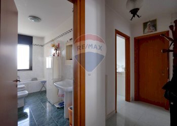 Bagno - Trilocale Via Leonardo Da Vinci
 
27, Triggiano - foto 9