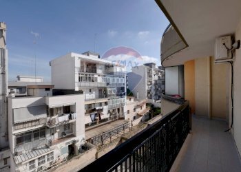 Balcone - Trilocale Via Leonardo Da Vinci
 
27, Triggiano - foto 13