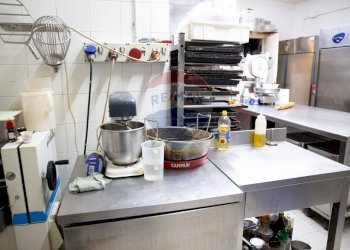 Cucina - Cafeteria - Cold Bar Via Matteo Renato Imbriani
 
181, Catania - photo 15