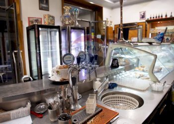 Dettagli - Cafeteria - Cold Bar Via Matteo Renato Imbriani
 
181, Catania - photo 23