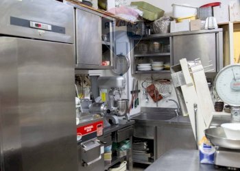 Cucina - Cafeteria - Cold Bar Via Matteo Renato Imbriani
 
181, Catania - photo 24