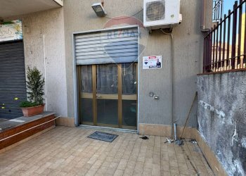 Terrazza - Commercial Premises Via Giovanni Pascoli
6, Sant'Agata Li Battiati - photo 1