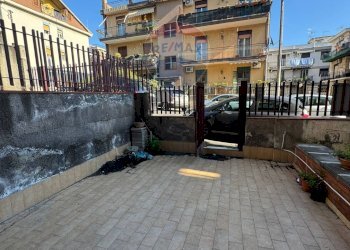 Terrazza - Commercial Premises Via Giovanni Pascoli
6, Sant'Agata Li Battiati - photo 6