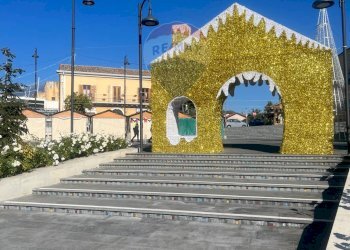 Edificio all\'aperto - Bar Tavola Calda - Fredda Nicolosi - foto 5