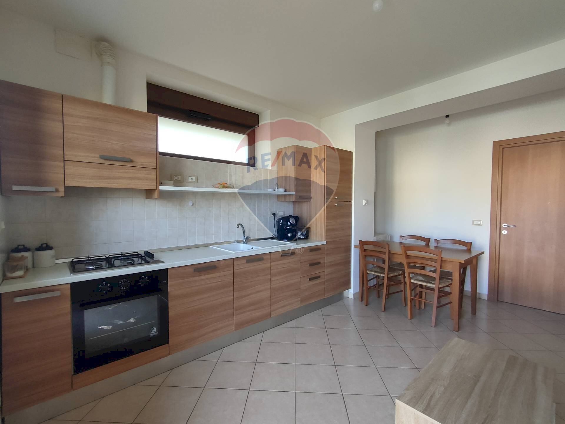 Cucina - Two-room apartment Via Caduti di Via Fani, Poggio Picenze - photo 3