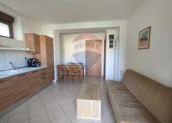 Sala da pranzo - Bilocale Via Caduti di Via Fani, Poggio Picenze - foto 5