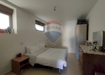 Camera / camera da letto - Bilocale Via Caduti di Via Fani, Poggio Picenze - foto 9