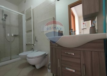 Bagno - Bilocale Via Caduti di Via Fani, Poggio Picenze - foto 15