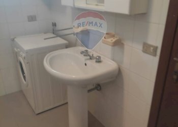 Bagno - Bilocale Via Caduti di Via Fani, Poggio Picenze - foto 10