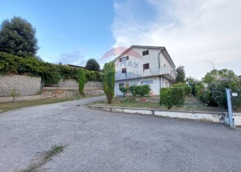 Foto 1 - Quadrilocale Via Caduti di Via Fani, Poggio Picenze - foto 1