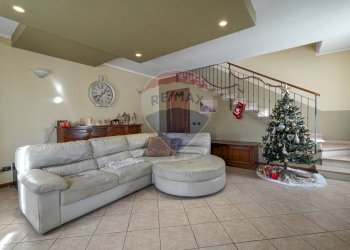 Soggiorno - Villa Trimagna
 
22A, Almenno San Salvatore - foto 6