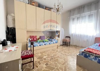 Camera / camera da letto - Quadrilocale via piacenza, Chiavari - foto 15