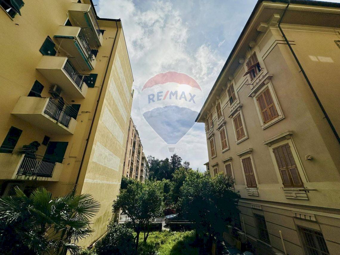 Edificio all\'aperto - Appartamento via trieste, Chiavari - foto 2