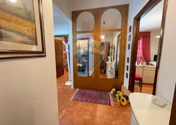 Hall / corridoio - Quadrilocale via della fonte
 
16, Rapallo - foto 5