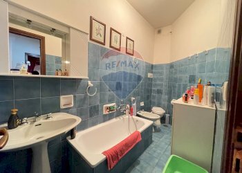 Bagno - Quadrilocale via della fonte
 
16, Rapallo - foto 24