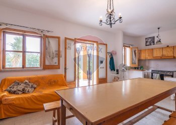 Sala da pranzo - Villa Via dei ciclamini
 
2, Ispica - photo 9