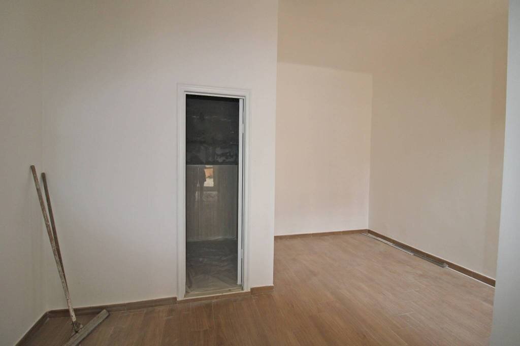 Shop Genova (neighborhood Castelletto) - photo 3