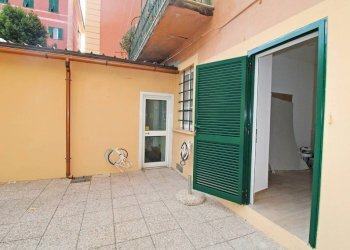 Shop Genova (neighborhood Castelletto) - photo 9