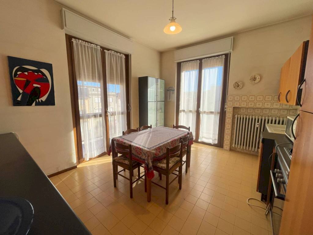 Cucina - Trilocale piazza Libertà, Volpedo - foto 2