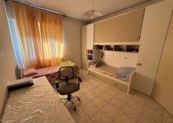 Camera da letto - Trilocale via Varese, 27, Gallarate - foto 17