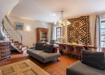 Salone - Villa piazza Sud America, 2, Carmagnola - foto 7