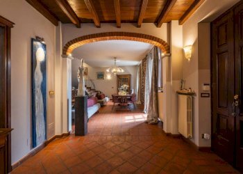 Corridoio - Villa piazza Sud America, 2, Carmagnola - foto 12