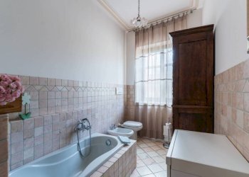 Bagno - Villa piazza Sud America, 2, Carmagnola - foto 19