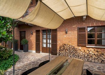 Veranda - Villa piazza Sud America, 2, Carmagnola - foto 42