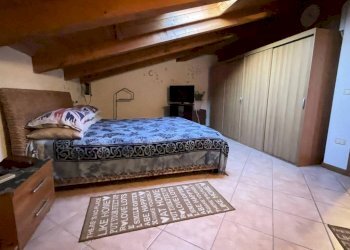 Camera da letto - Quadrilocale via Valle Agosta, Ravenna (zona Porto Corsini) - foto 18